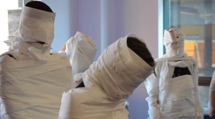 This is the intellectual Cream of the Country - St. Mary's Sixth Form Don't ask, I didn't as I wasn't sure I wanted the answer!